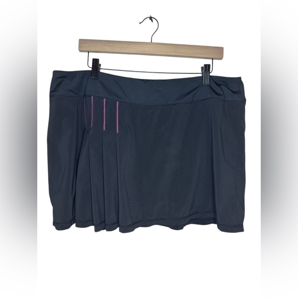 Athleta Second Wind Skort Size XL Black